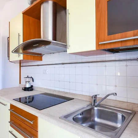 Sarno Apartments Caravaggio