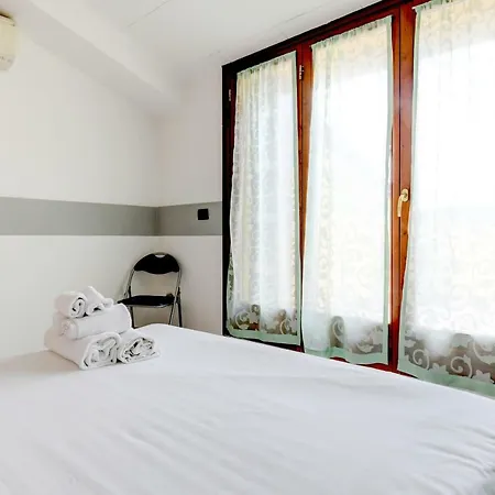Sarno Apartments Caravaggio *