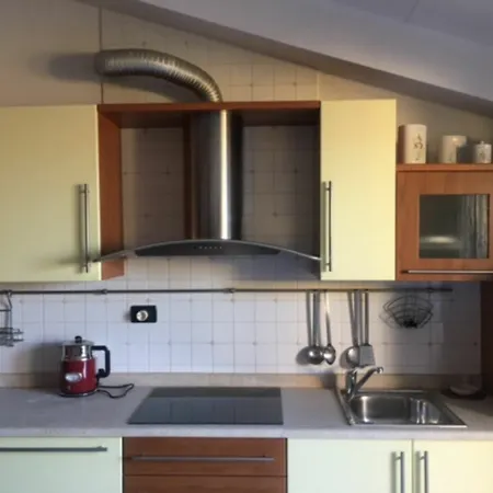 Sarno Apartments Caravaggio * Sirmione